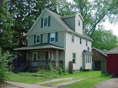 111 Glendale Ct, Elyria, OH 44035 photo 1