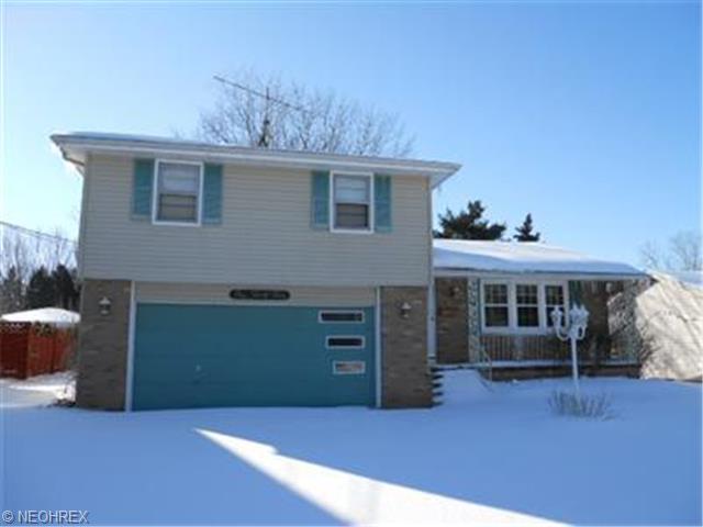 134 Alexander Dr, Elyria, OH 44035 photo 1