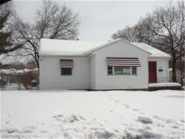 265 Massillon Rd, Akron, OH 44312 photo 1