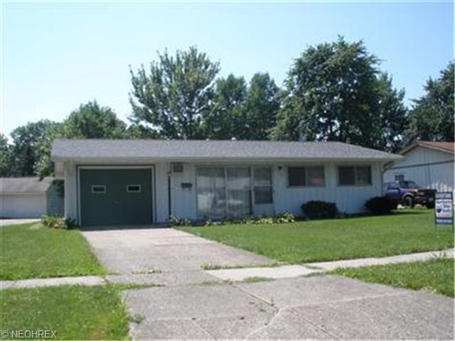 623 Keys Dr, Elyria, OH 44035 photo 1
