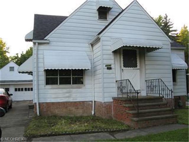 5590 Dunham Rd, Maple Heights, OH 44137 photo 1