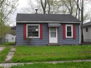 327 Parmely, Elyria, OH 44035 photo 1