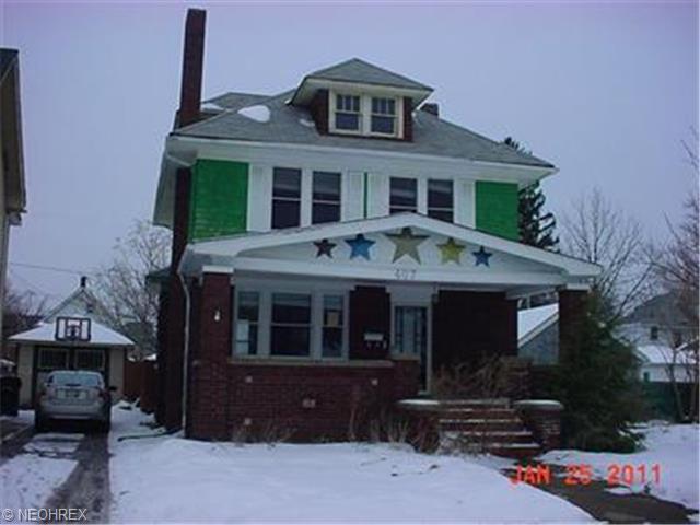 407 10th St, Elyria, OH 44035 photo 1