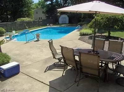 447 Loyola Dr, Elyria, OH 44035 photo 5
