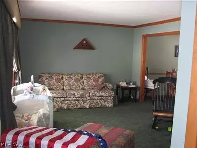 447 Loyola Dr, Elyria, OH 44035 photo 8