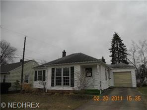 3179 Wildwood Cir SW, Massillon, OH 44646 photo 1
