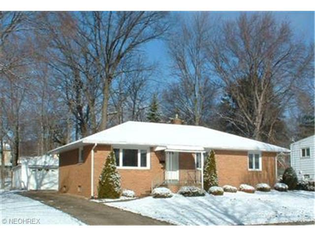 486 Clearbrook Dr, Akron, OH 44313 photo 1