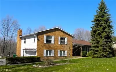 10300 Mulberry Rd, Chardon, OH 44024 photo 1
