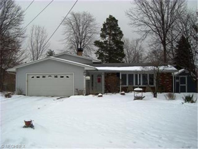8181 Clifton Ct, Mentor, OH 44060 photo 1