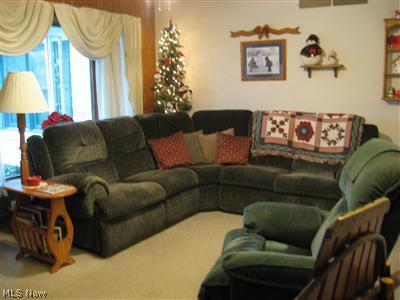110 N 9th St, Byesville, OH 43723 photo 3