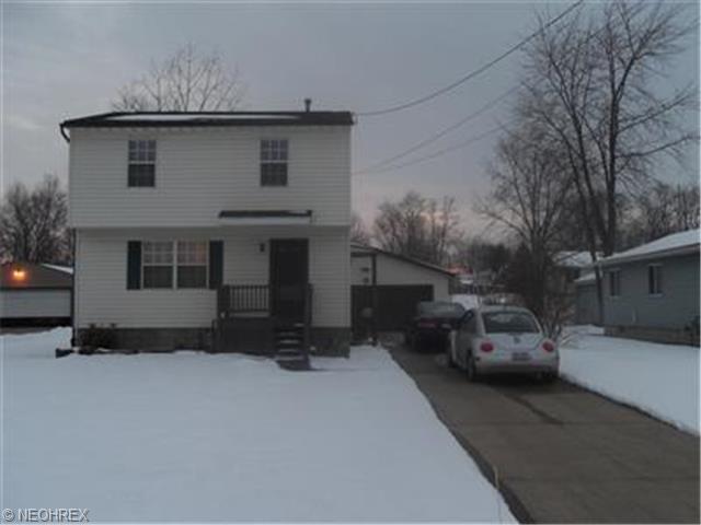 340 Howard Ave, Akron, OH 44312 photo 1