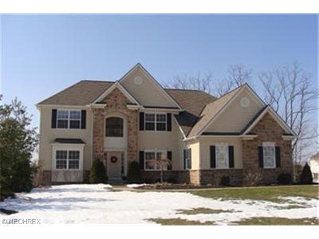 9090 Ledgemont Dr, Broadview Heights, OH 44147 photo 1