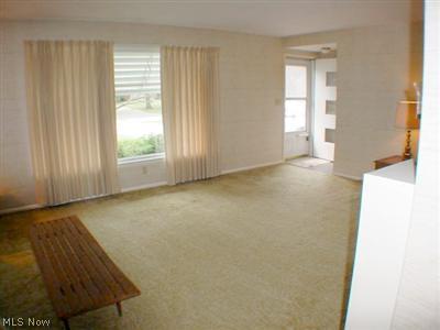 2117 Algonquin Rd, Euclid, OH 44117 photo 3
