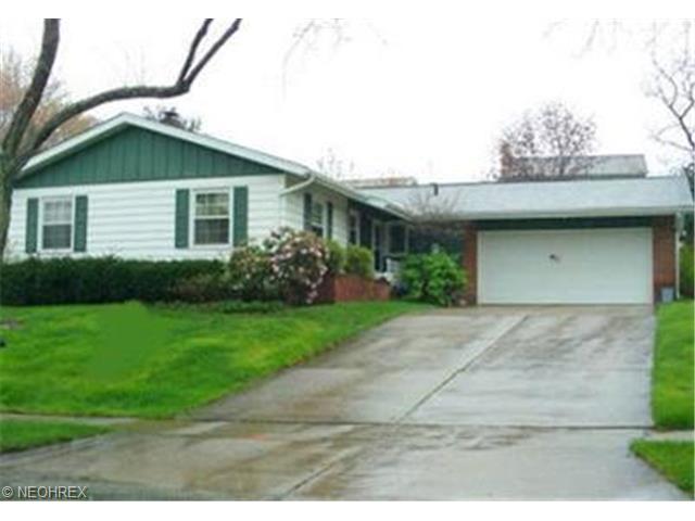 2154 Daniels Ave, Akron, OH 44312 photo 1
