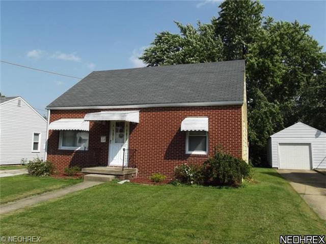 2062 S Freedom Ave, Alliance, OH 44601 photo 1