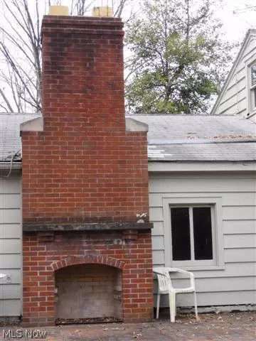 1224 E Front St, Dover, OH 44622 photo 15