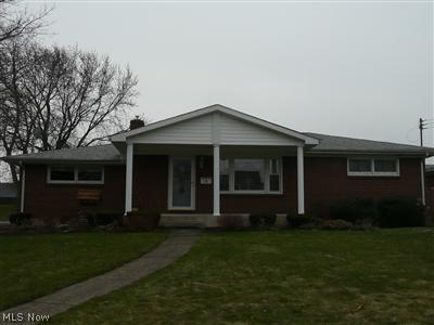 176 Overlook Blvd, Struthers, OH 44471 photo 1