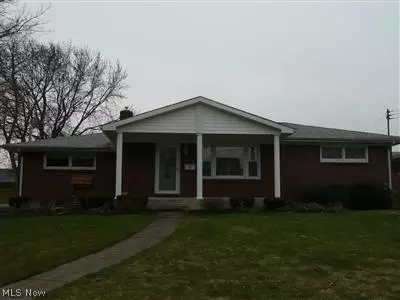 176 Overlook Blvd, Struthers, OH 44471 photo 1