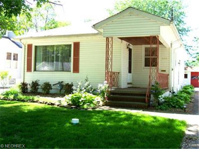 418 Root Rd, Lorain, OH 44052 photo 1