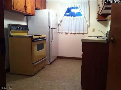 1311 Cedar Dr, Lorain, OH 44052 photo 11