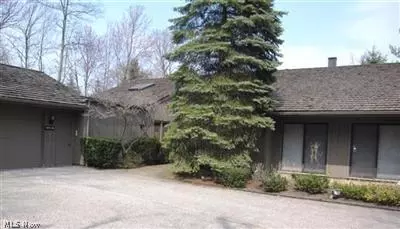 472 Deer Path, Aurora, OH 44202 photo 18