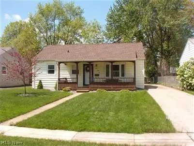362 Roosevelt Ave, Elyria, OH 44035 photo 1