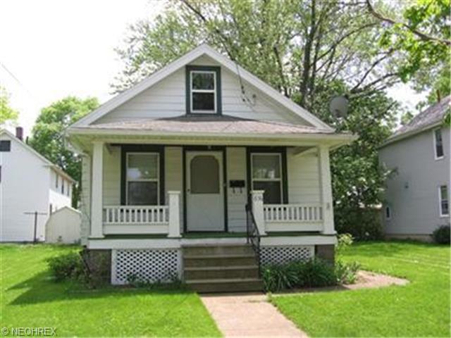 656 E St, Lorain, OH 44052 photo 1