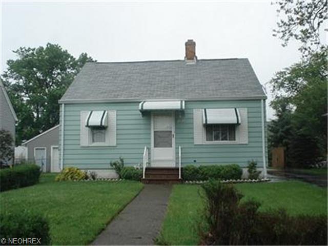 1367 E 289 St, Wickliffe, OH 44092 photo 1