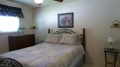 26335 Aaron Dr, Euclid, OH 44132 photo 9