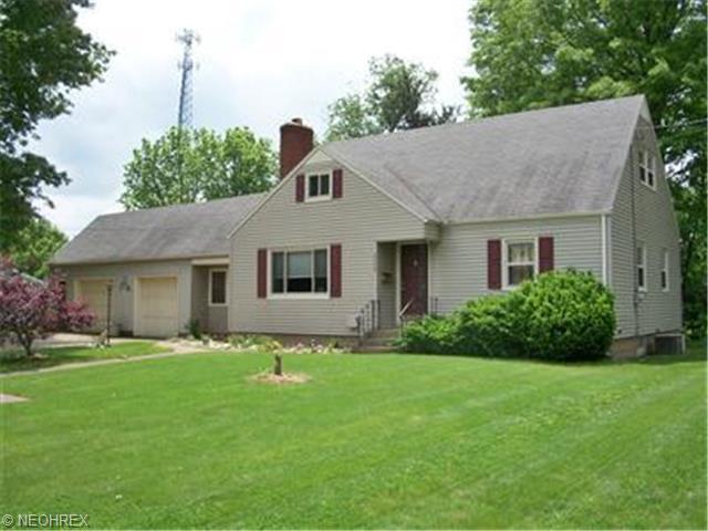 2306 N Walnut St, Dover, OH 44622 photo 1