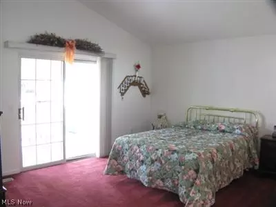 335 Devon Pond, Aurora, OH 44202 photo 4