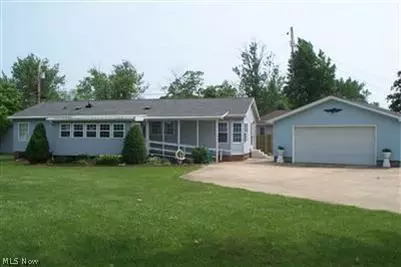 27325 Orange St, Beloit, OH 44609 photo 1