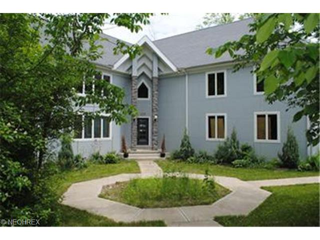 10129 Bear Run Dr, Wadsworth, OH 44281 photo 1