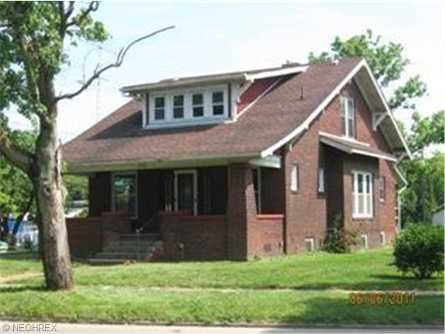517 E State St, Newcomerstown, OH 43832 photo 1