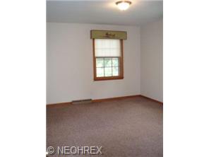 4817 Brookwood Rd, Youngstown, OH 44512 photo 6