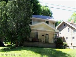 1174 Riverside Dr, Akron, OH 44310 photo 1