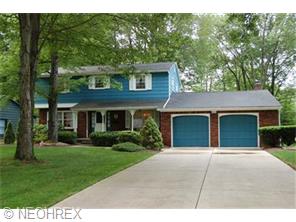845 Oakridge Dr, Youngstown, OH 44512 photo 1