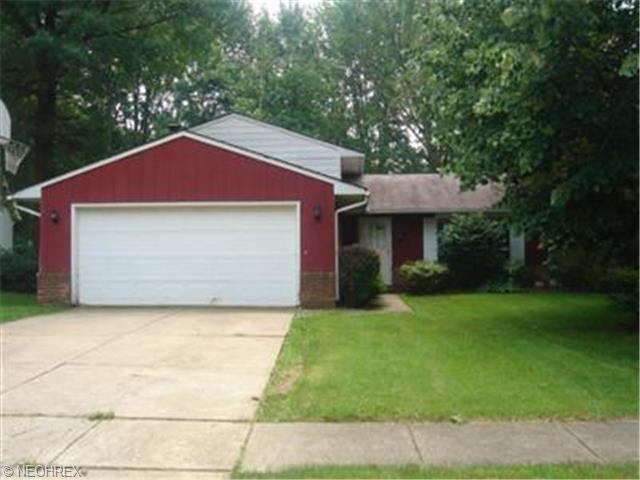 741 Bedford Ave, Elyria, OH 44035 photo 1