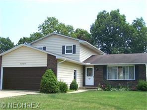 141 Timberlane Dr, Elyria, OH 44035 photo 2