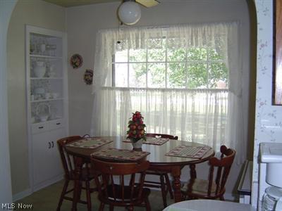 265 Hilliard Rd, Elyria, OH 44035 photo 4