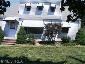827 E 249th St, Euclid, OH 44123 photo 1