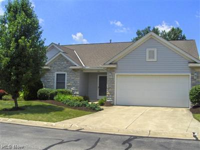 143 Stonehedge Dr, Elyria, OH 44035 photo 1
