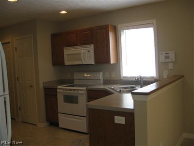 144 Bears Paw, Elyria, OH 44035 photo 12