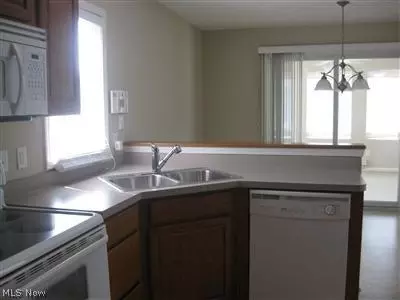 144 Bears Paw, Elyria, OH 44035 photo 3