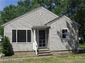 4725 Dunsmore Ave, Ashtabula, OH 44004 photo 1