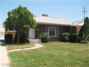 450 Bell Ave, Elyria, OH 44035 photo 2