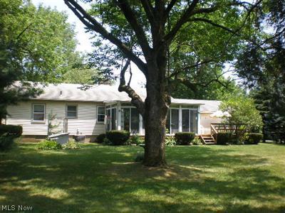593 Barrett Rd, Berea, OH 44017 photo 7