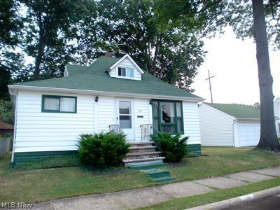 115 E 206 St, Euclid, OH 44123 photo 1