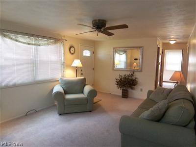 366 Pasadena Ave, Elyria, OH 44035 photo 2