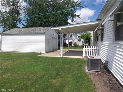 366 Pasadena Ave, Elyria, OH 44035 photo 24